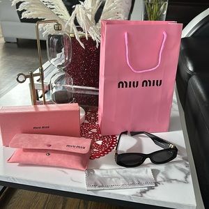 MIU MIU sunglasses